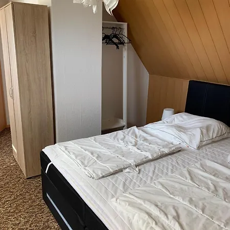 Ferienwohnung-am-zoo * Kritzmow